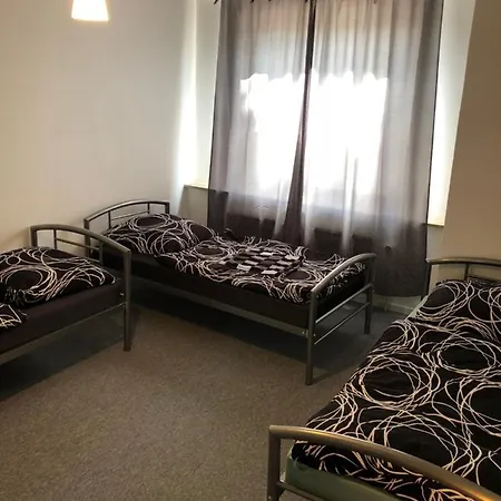 Rana's Zimmervermittlung 2 * Brema