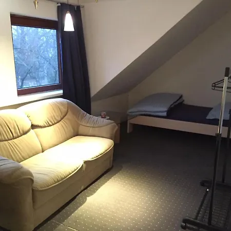 Rana's Zimmervermittlung 2 *