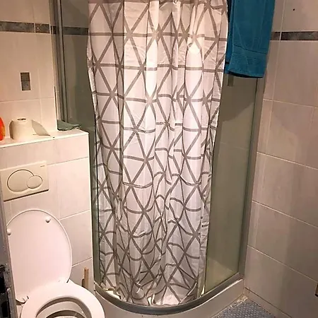 Rana's Zimmervermittlung 2 * Brema