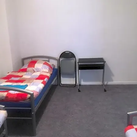 Rana's Zimmervermittlung 2 Hostal *