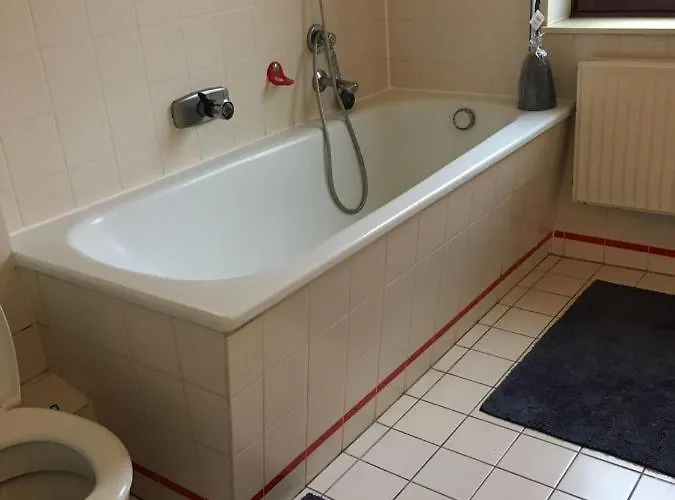 Rana's Zimmervermittlung 2 ホステル